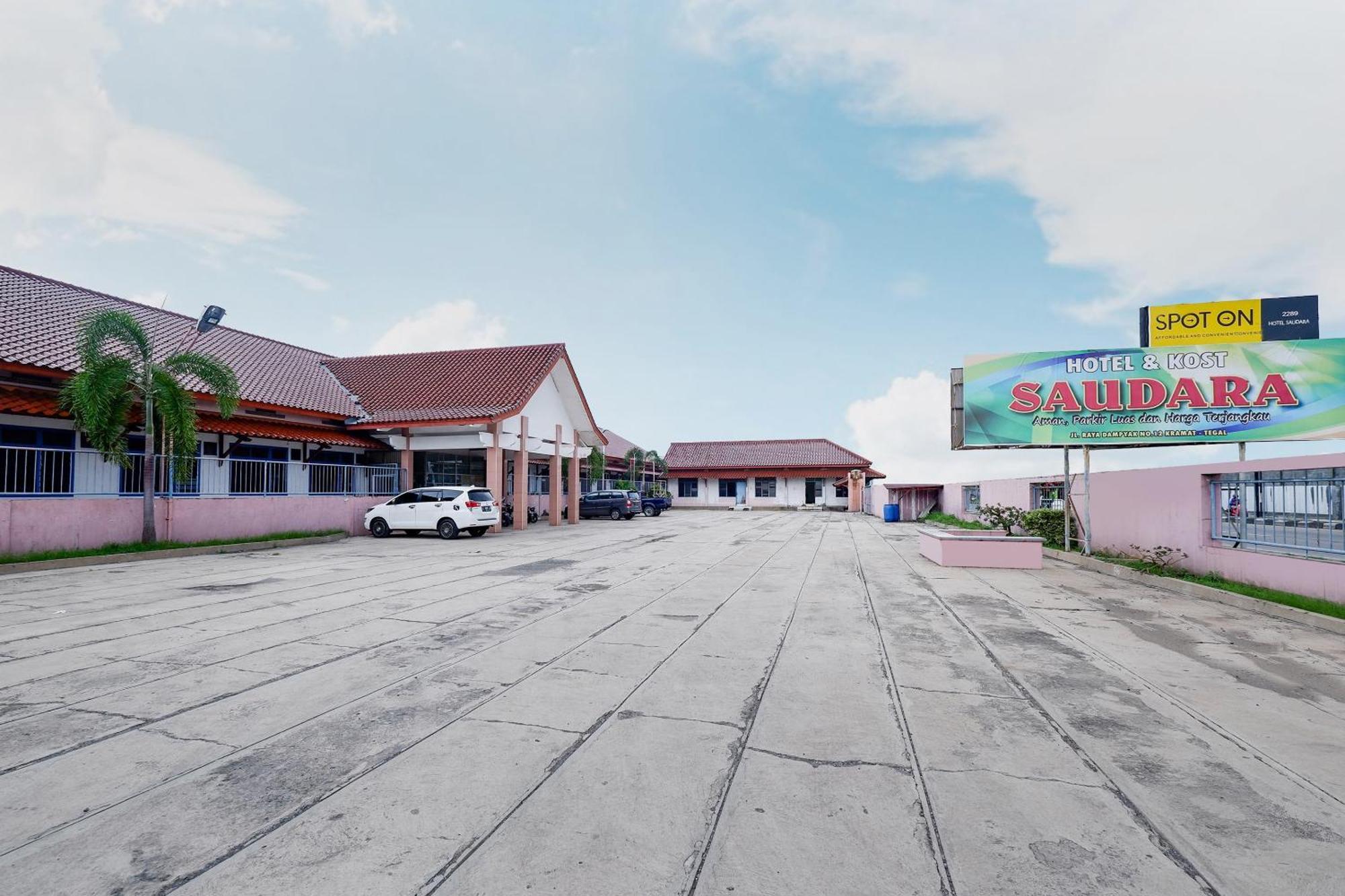 Spot On 2289 Hotel Saudara Tegal  Exterior foto